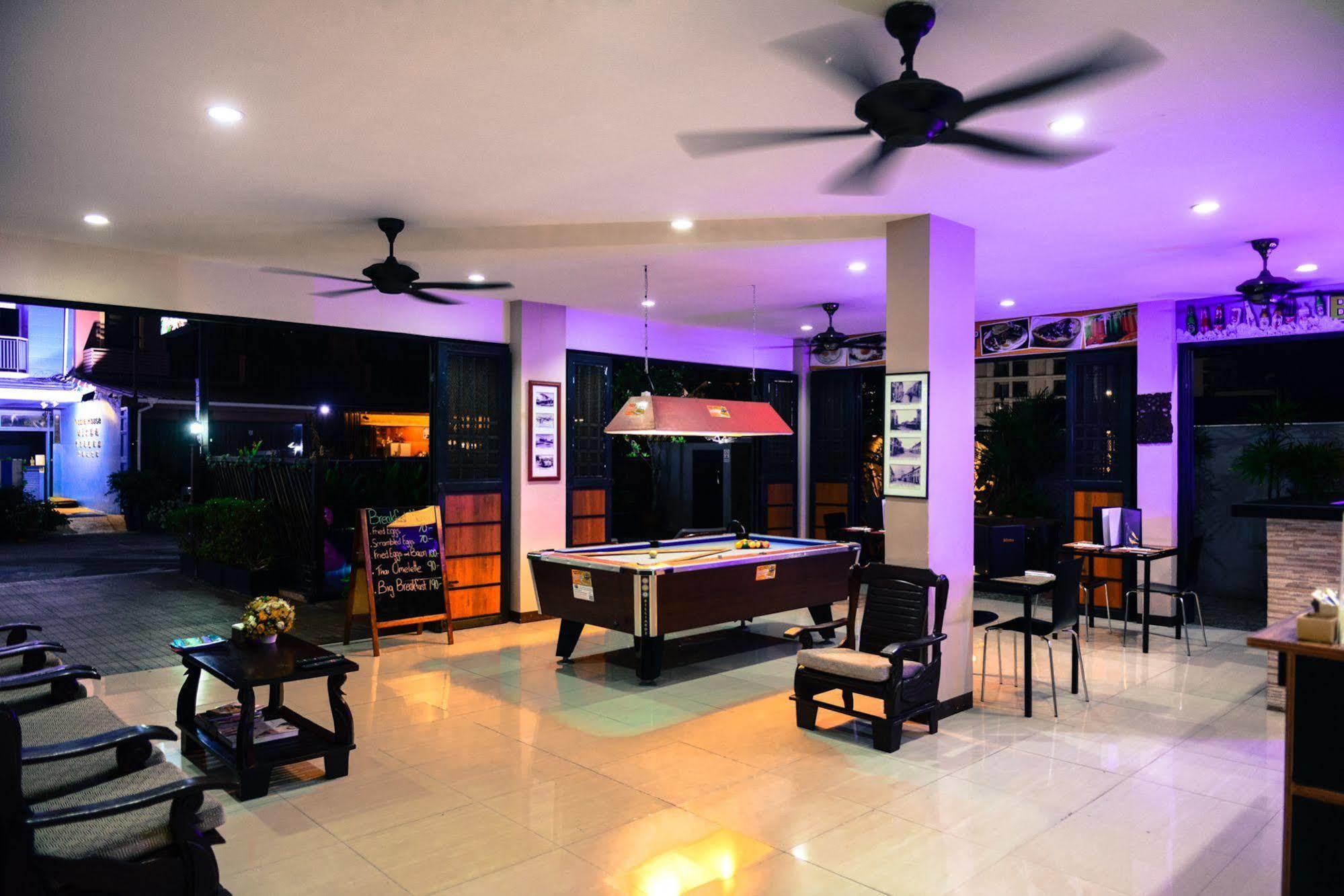 Patong Pool House Aparthotel Luaran gambar